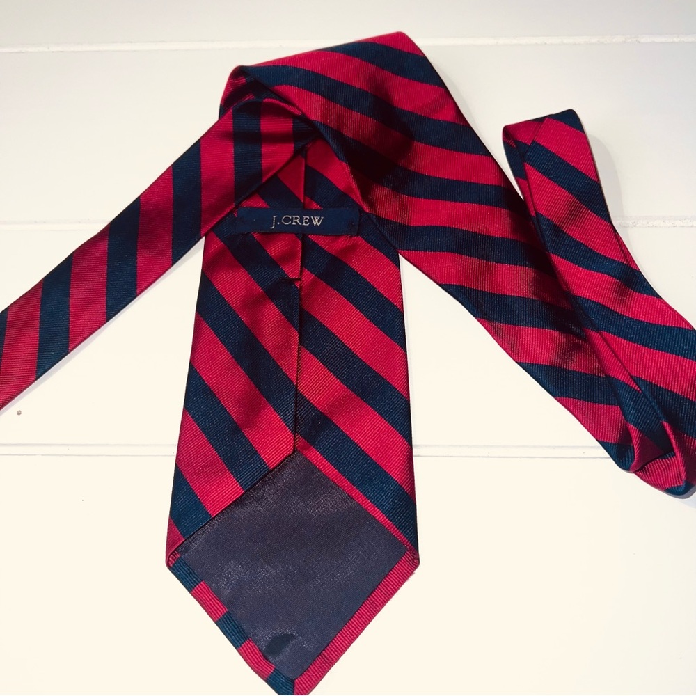J. Crew Red and Navy Diagonal Stripe 100% Silk Tie